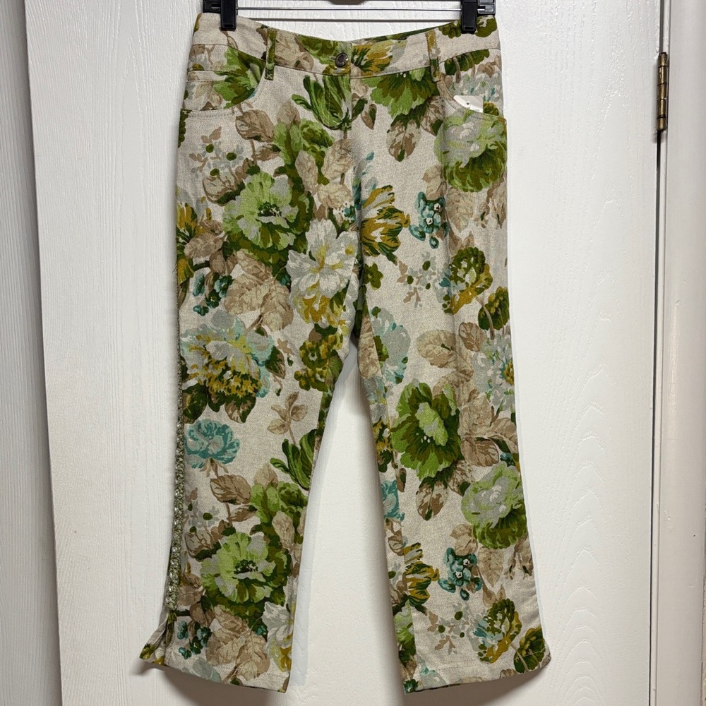 Dolce‎ & Gabbana Floral Capris - Green and Cream